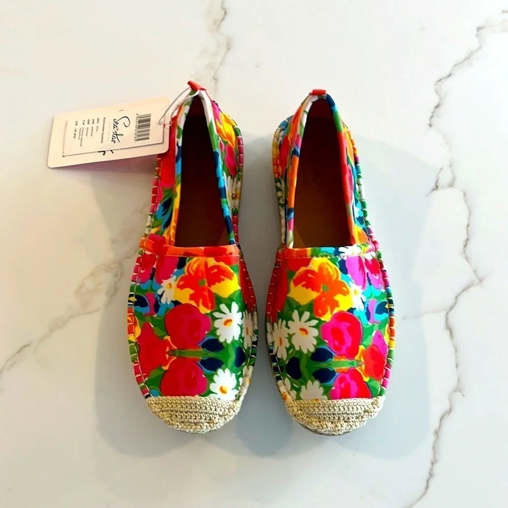 Sea Star Beachwear Floral Beachcomber Espadrille Water Shoe NEW